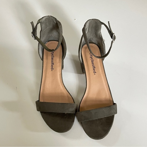 Olive Green Suede Sandals - Picture 2 of 5